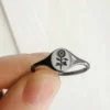 2026 Minimalist Floral Niche Design Ring Seal Sunflower Pattern Small Fresh Male and Female Index Finger